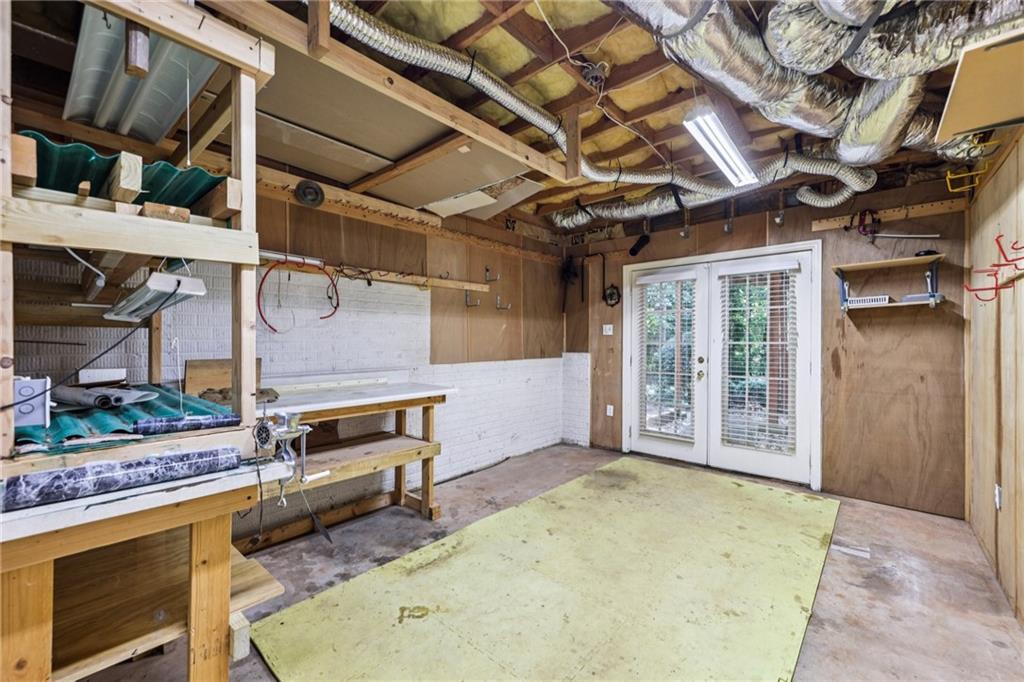 8110 Lakemont Close