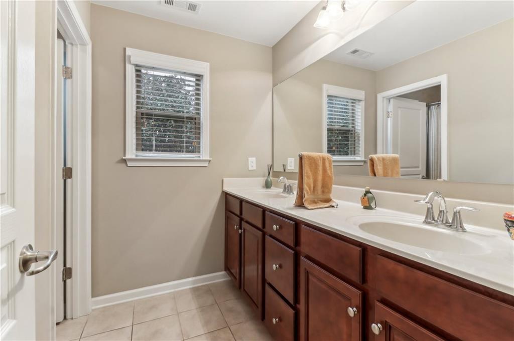 358 Nature Brook Walk SE