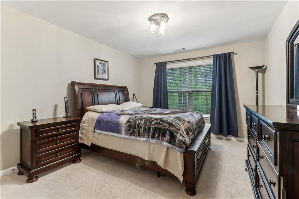 358 Nature Brook Walk SE