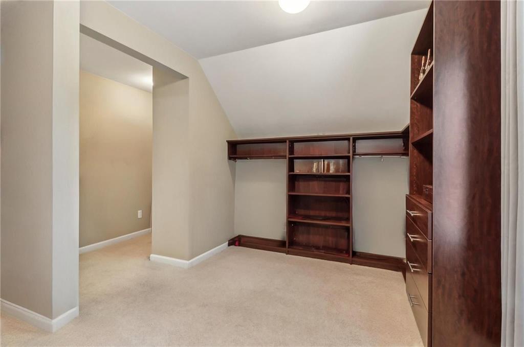 358 Nature Brook Walk SE