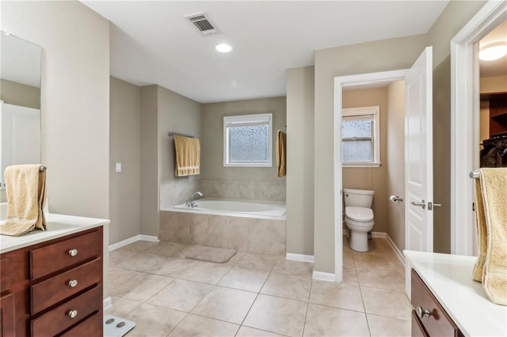 358 Nature Brook Walk SE