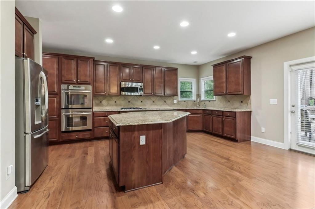 358 Nature Brook Walk SE