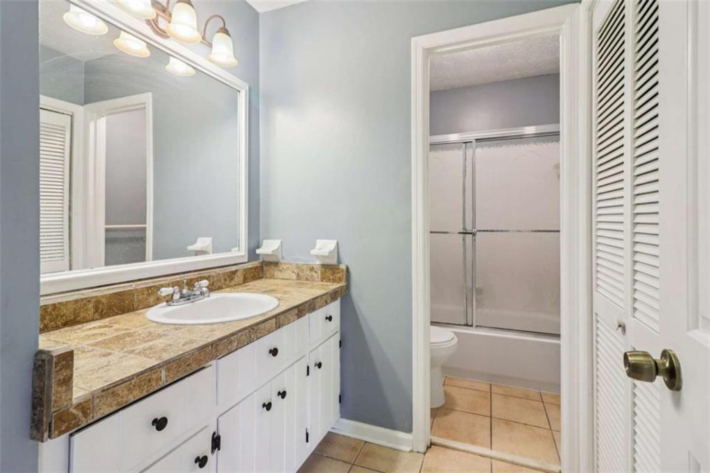 112 Rivercrest Drive