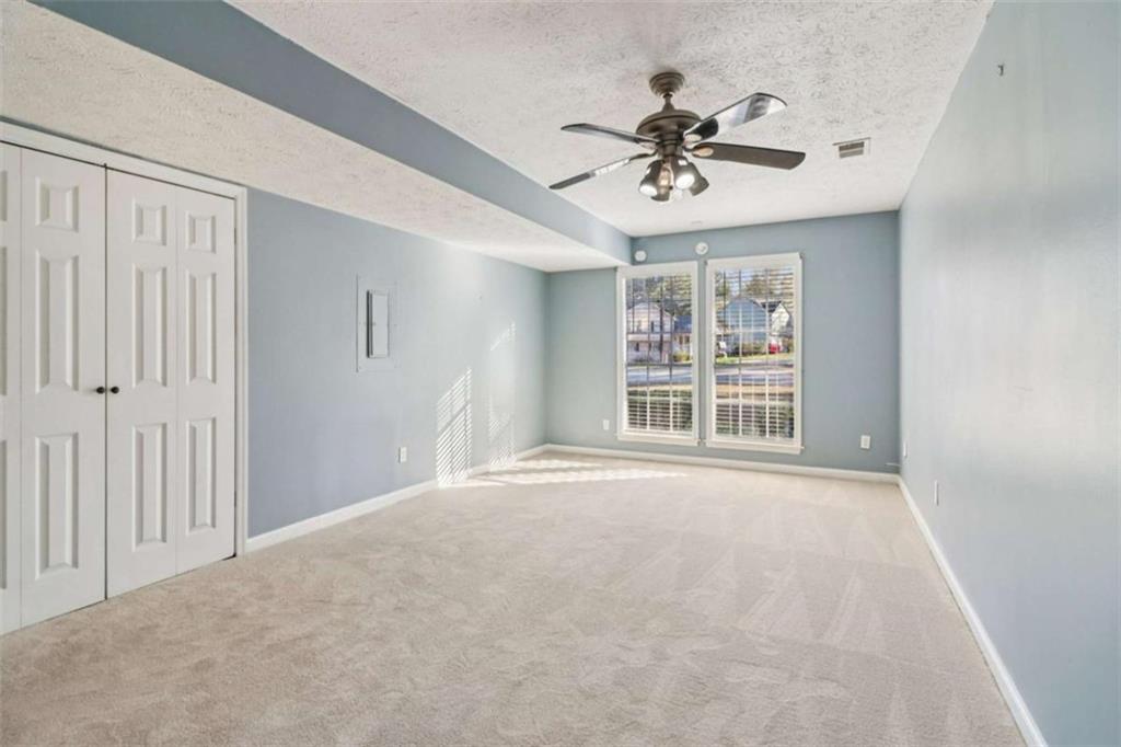 112 Rivercrest Drive