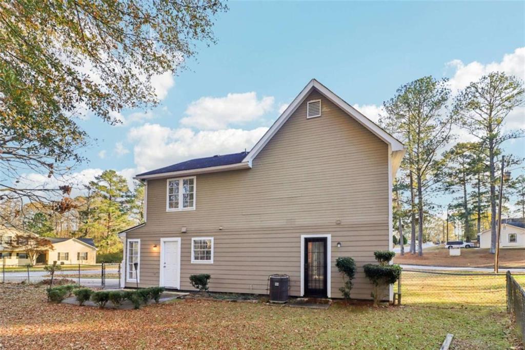 112 Rivercrest Drive