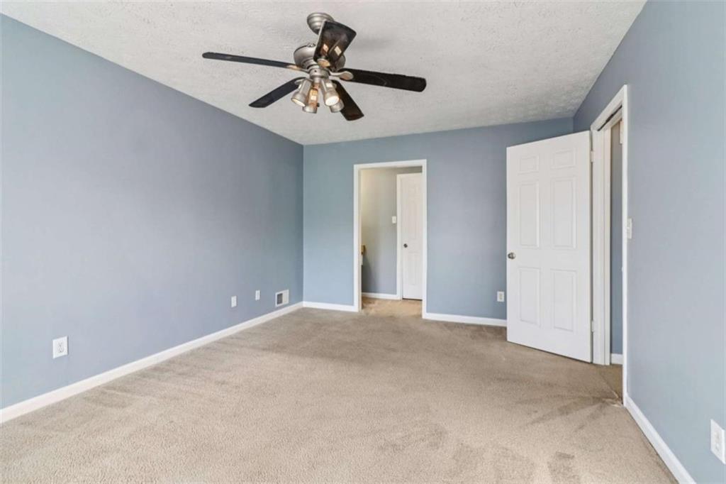 112 Rivercrest Drive