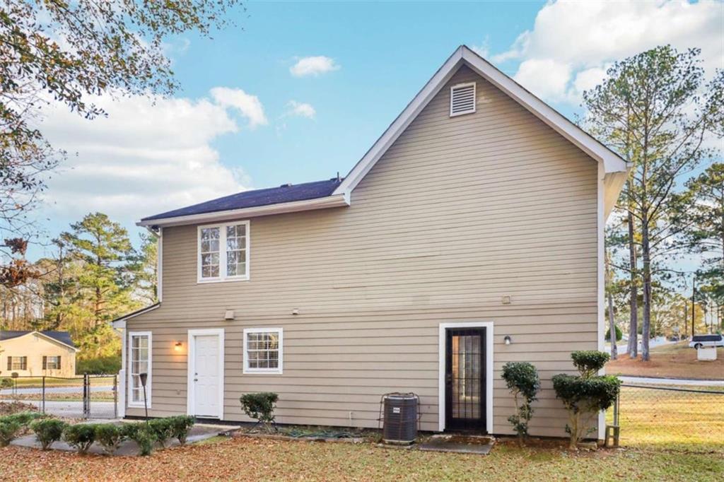 112 Rivercrest Drive