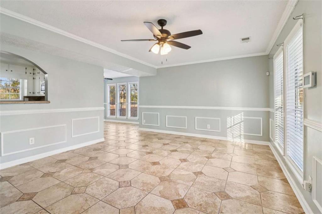 112 Rivercrest Drive