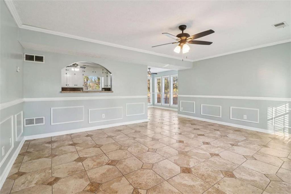 112 Rivercrest Drive