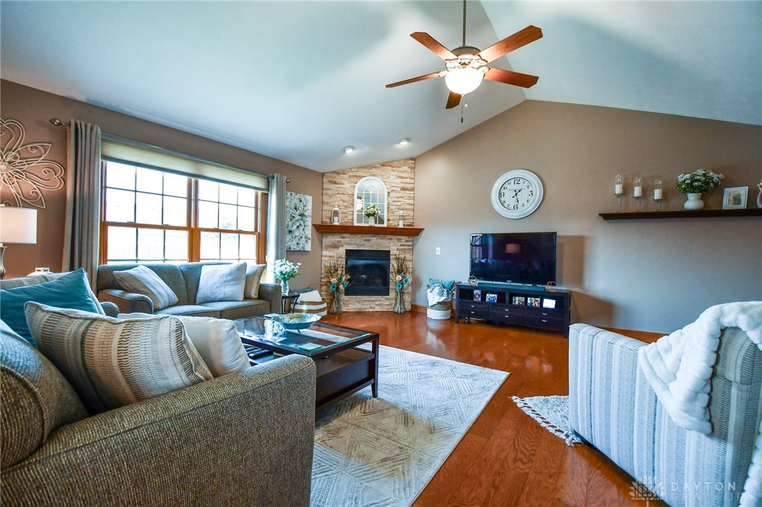 903 Saint Leonards Lane