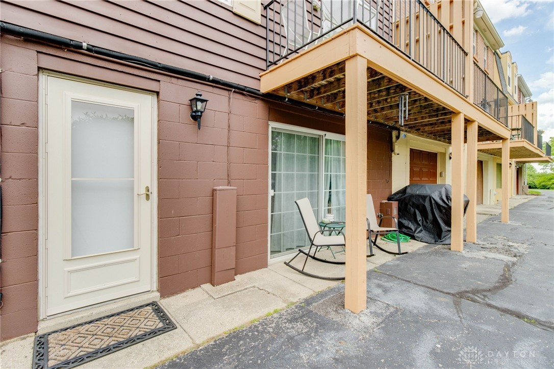 2634 S Kings Arms Circle