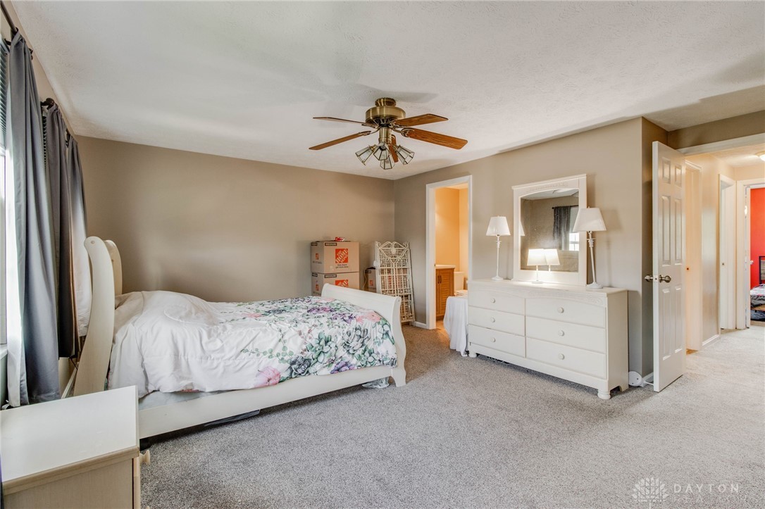 2634 S Kings Arms Circle
