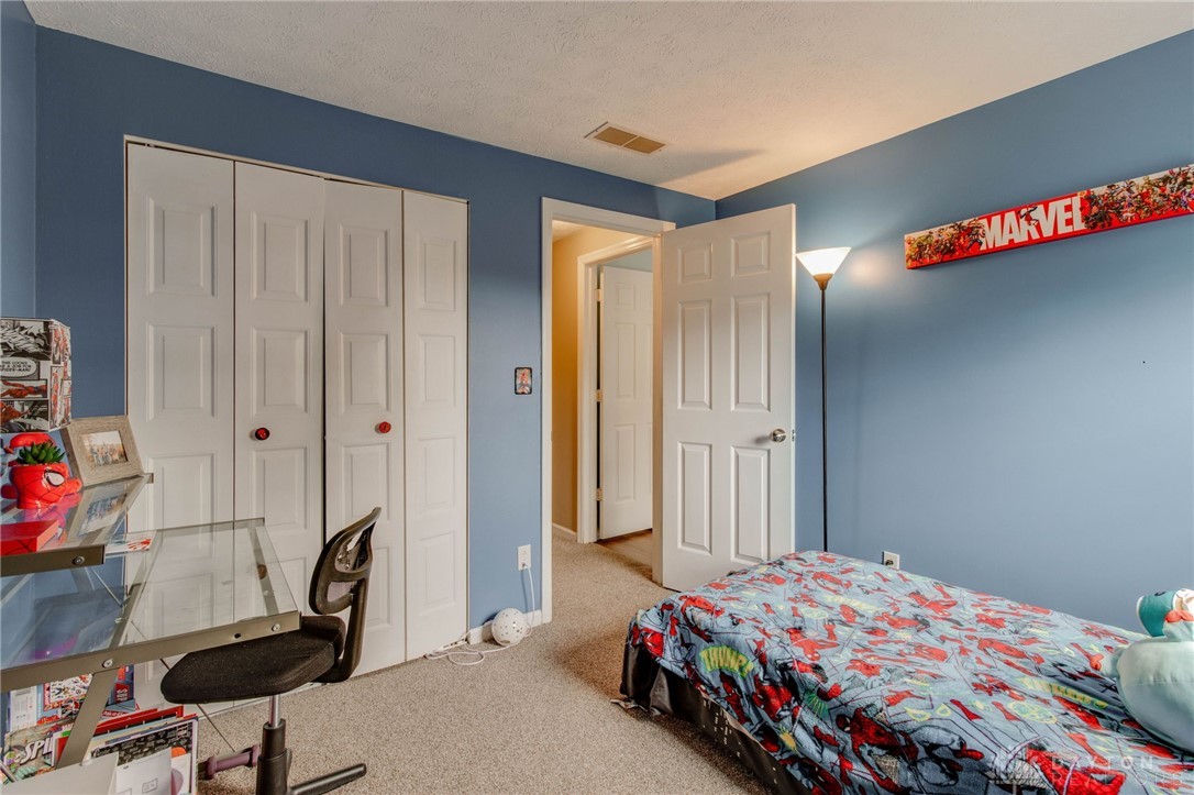 2634 S Kings Arms Circle