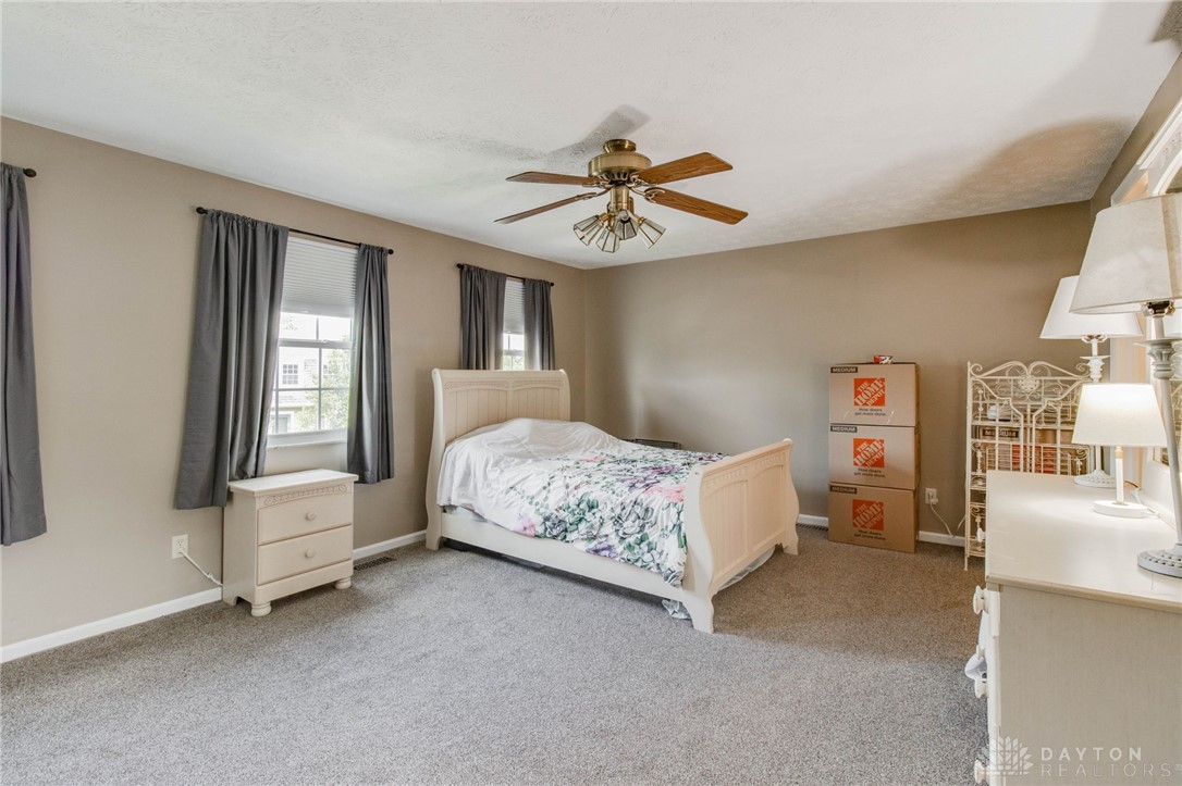2634 S Kings Arms Circle