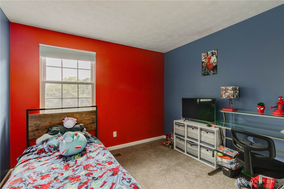 2634 S Kings Arms Circle