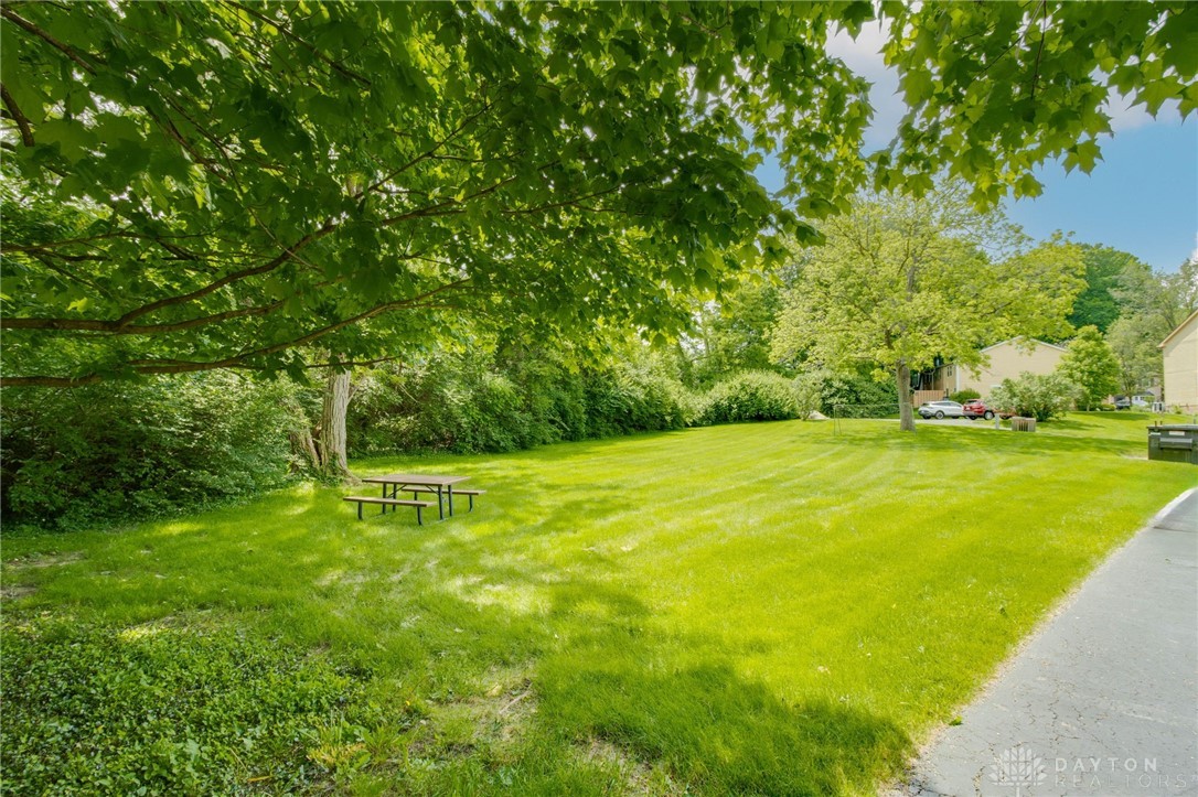 2634 S Kings Arms Circle