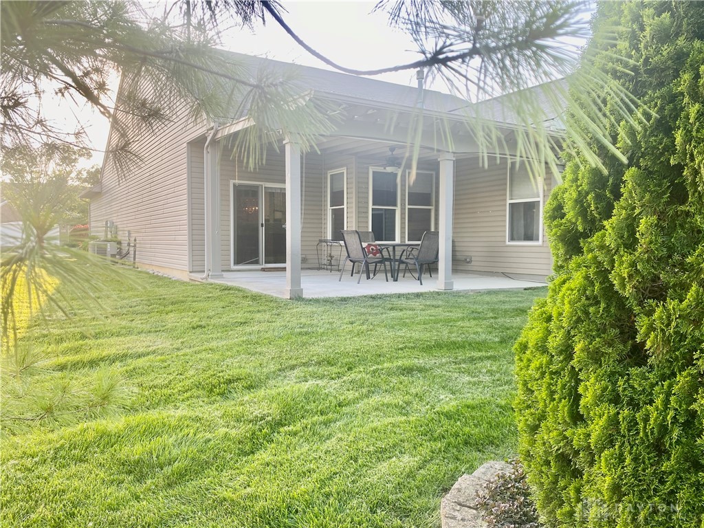 9761 Rose Petal Drive