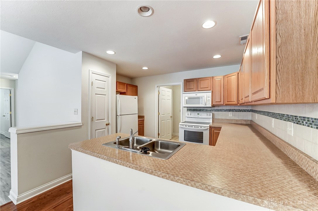 6658 Lexington Place