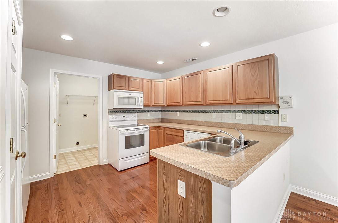 6658 Lexington Place