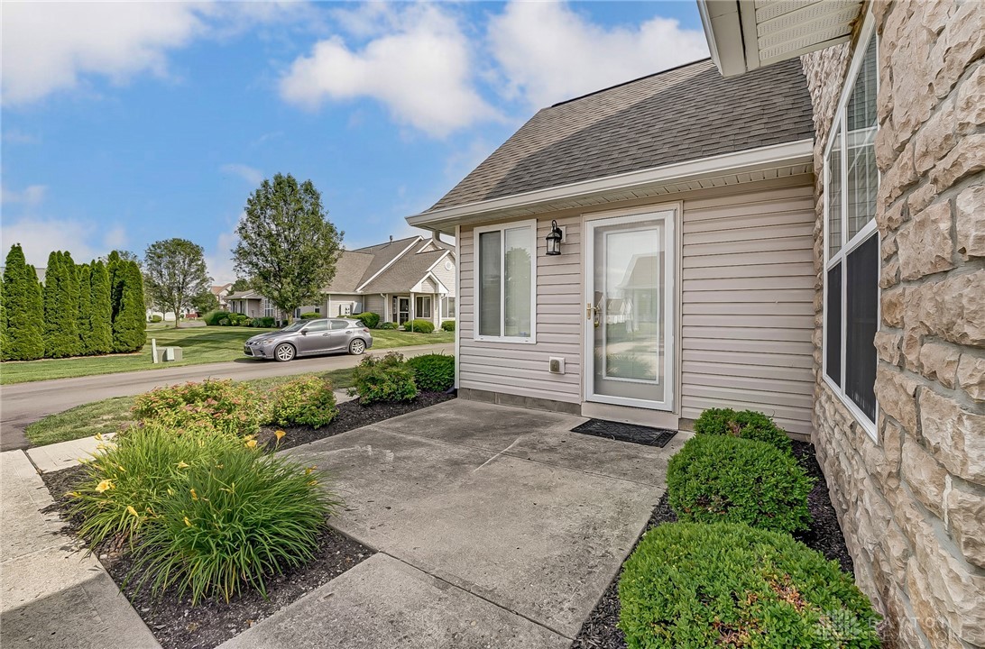 6658 Lexington Place