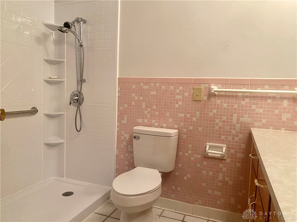 5506 Toni Court