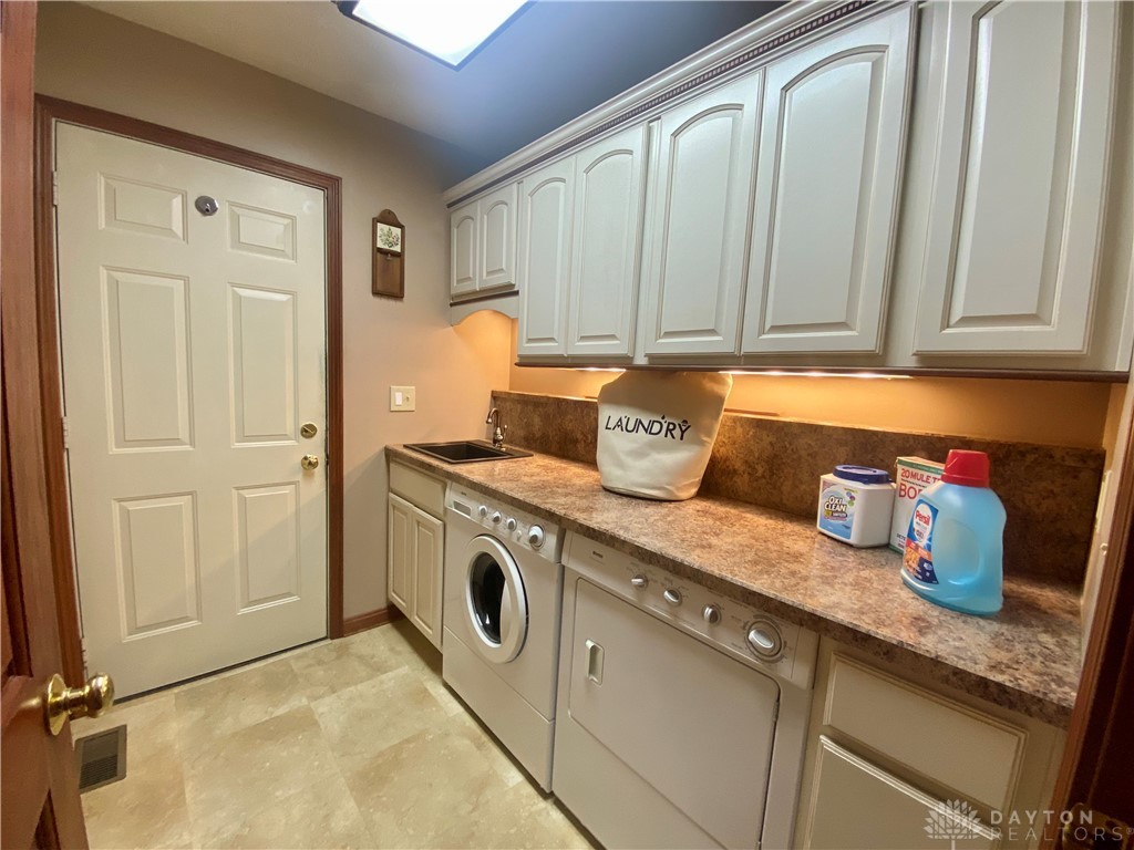 785 Hardwick Court