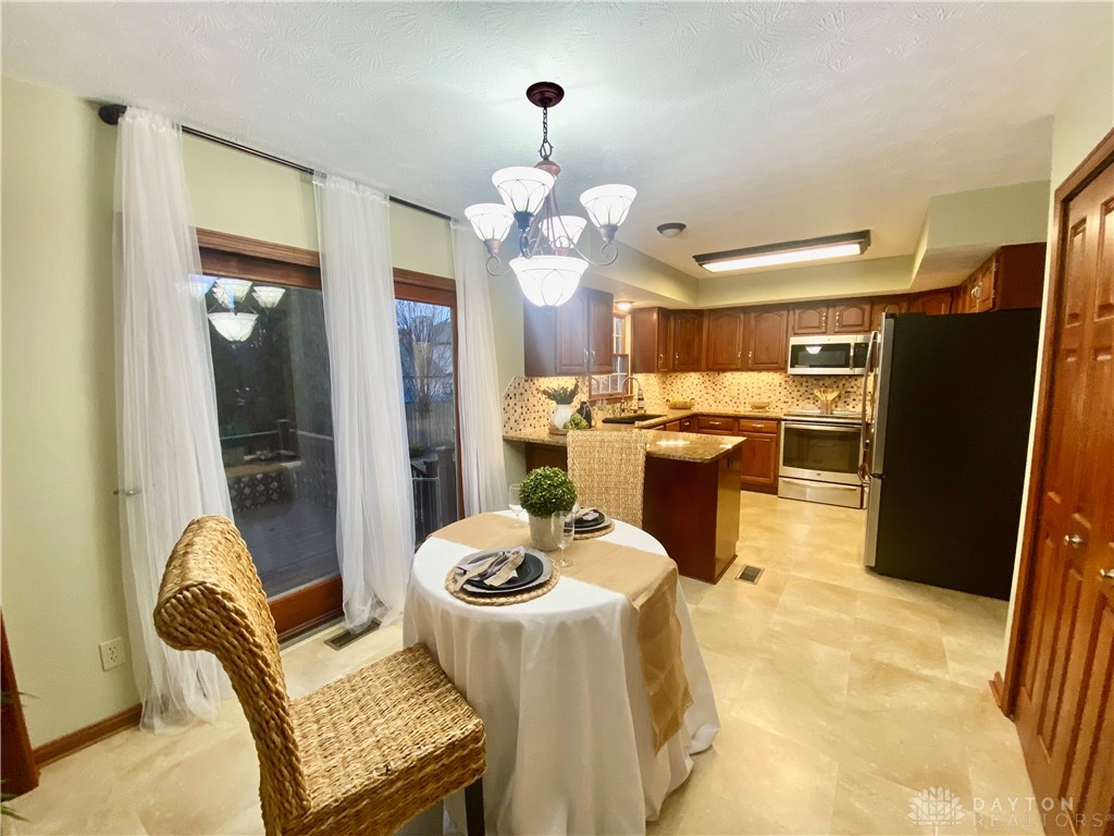 785 Hardwick Court