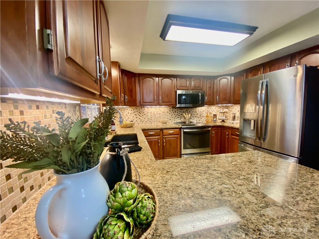 785 Hardwick Court