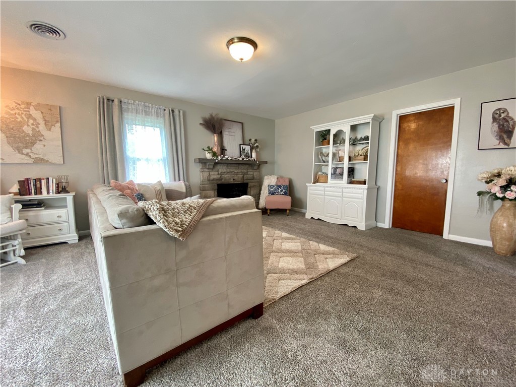 9409 State Route 571