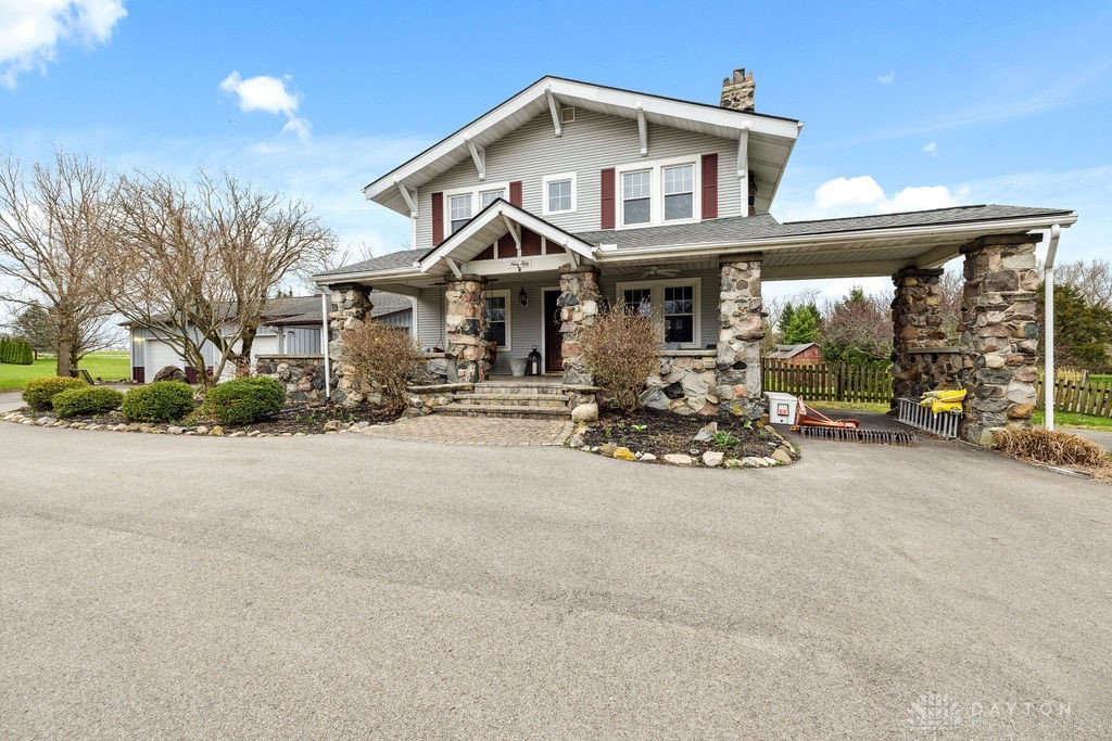 950 Old Springfield Road