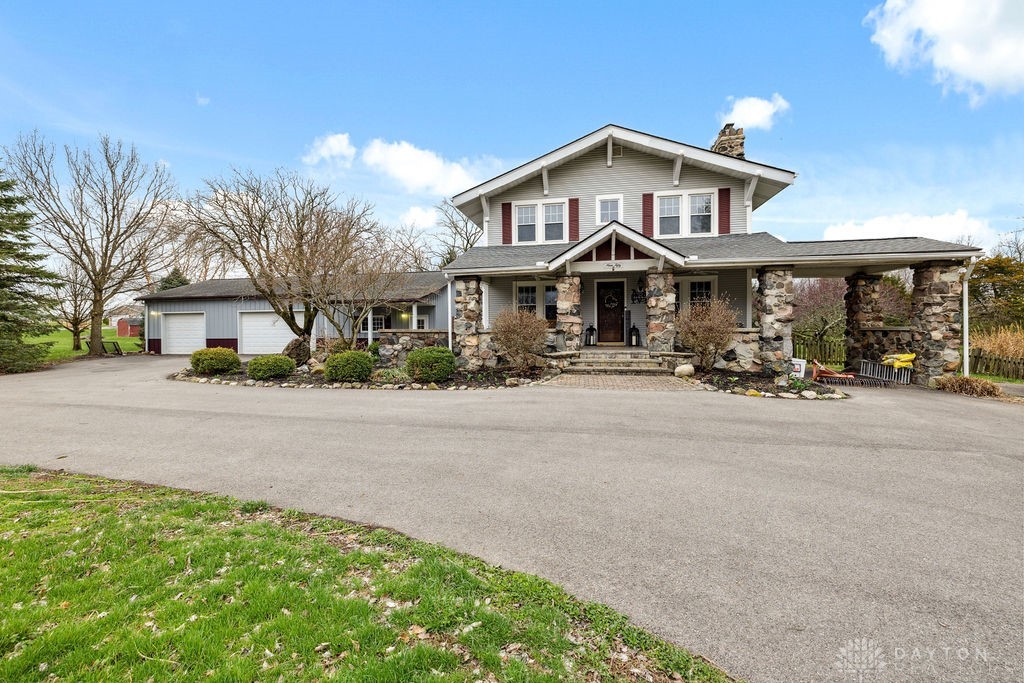 950 Old Springfield Road