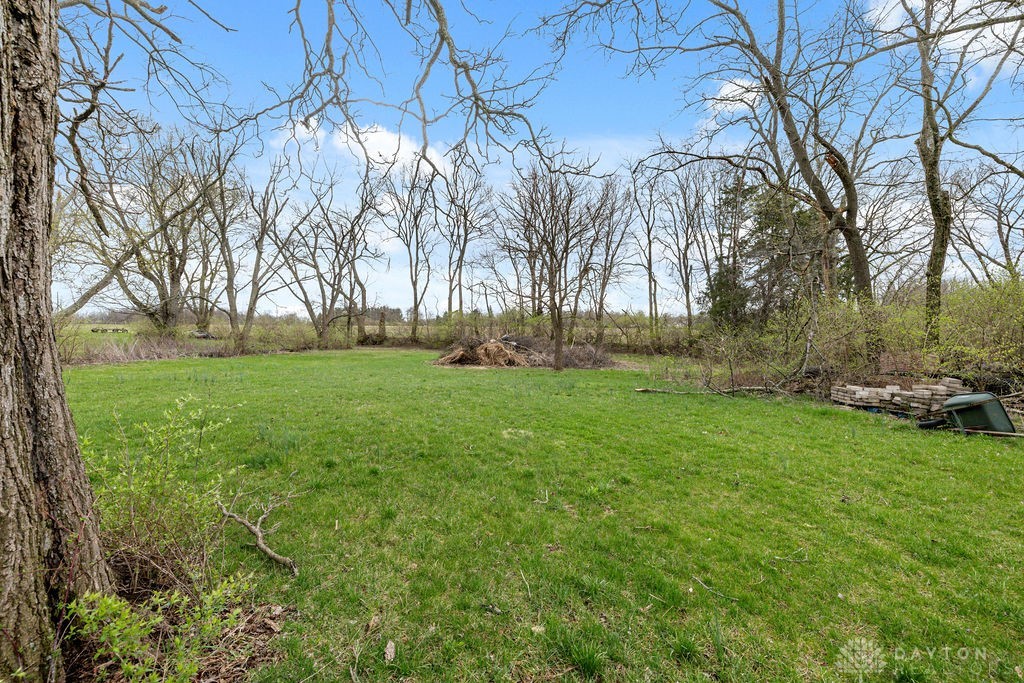 950 Old Springfield Road