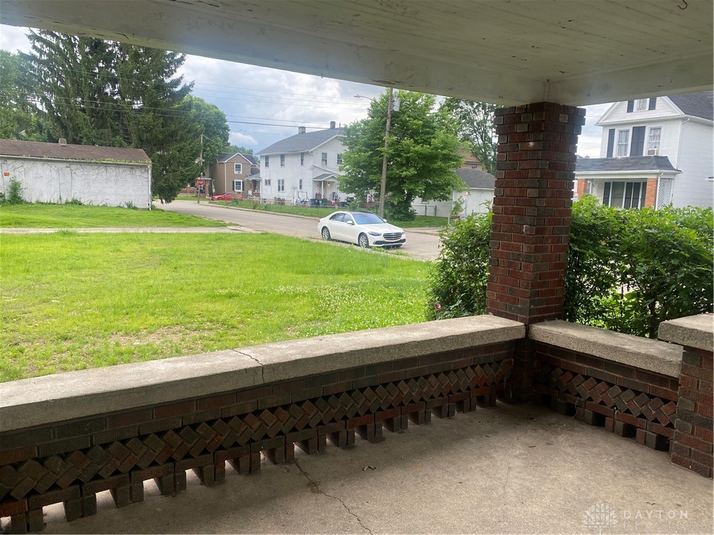 146 S Sperling Avenue