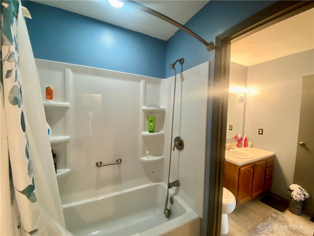 635 Kitrina Avenue B