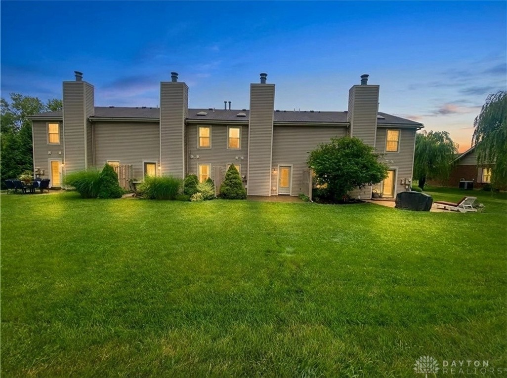 635 Kitrina Avenue B