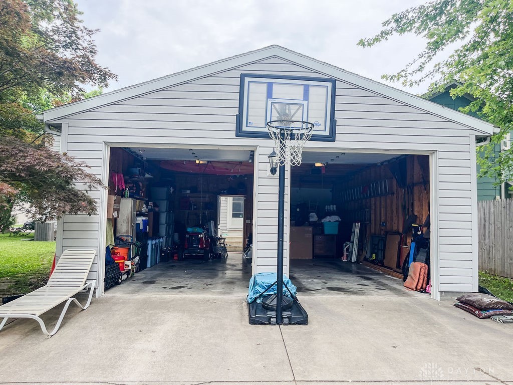 1110 E Main Street