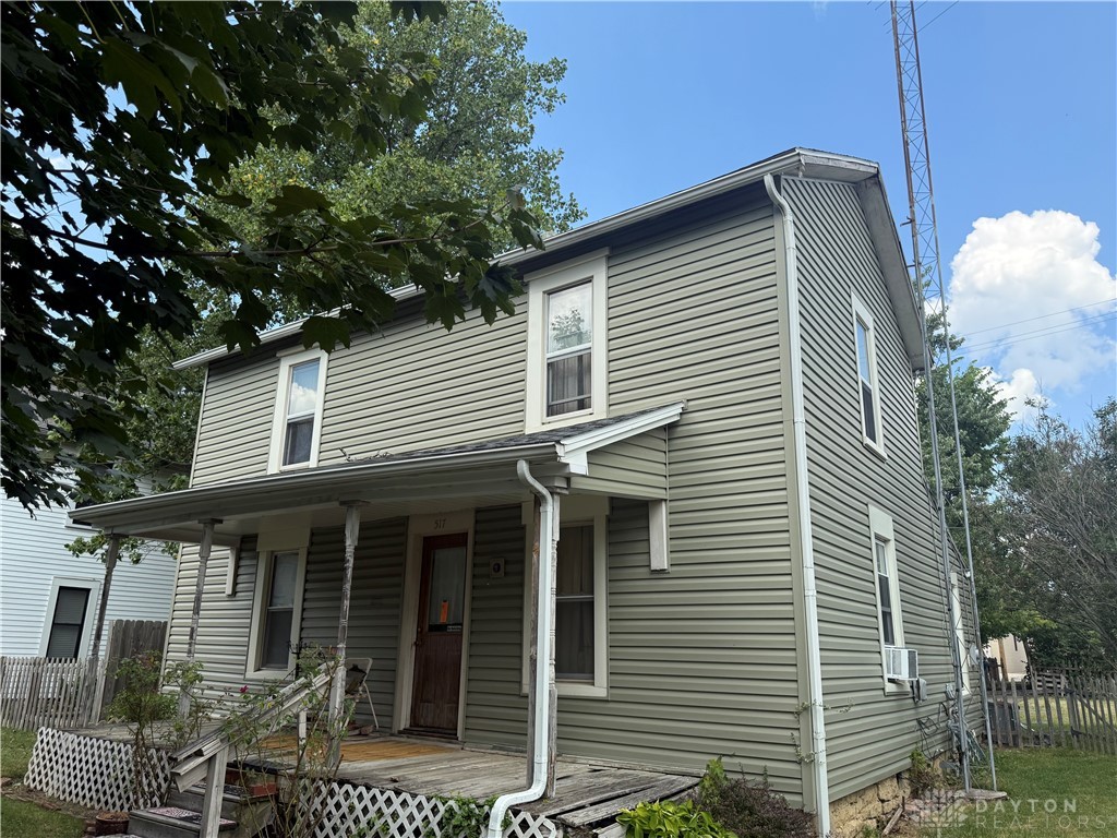 517 W Dow Street