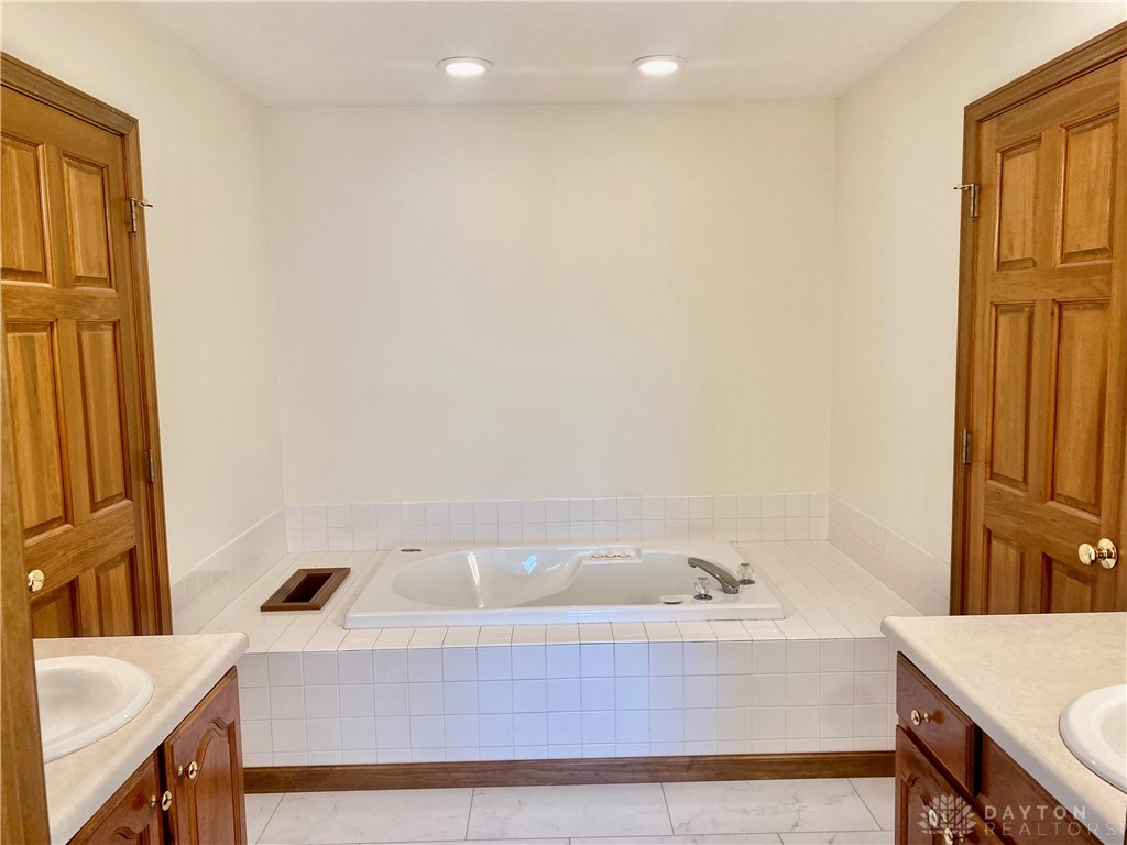 10058 Meeker Road