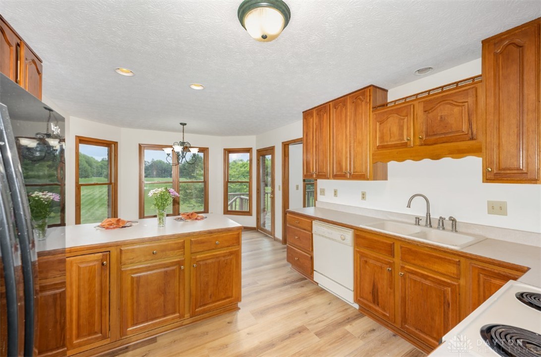 10058 Meeker Road
