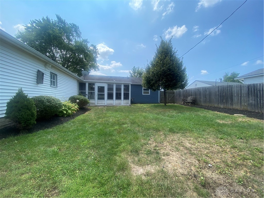 869 Spartan Avenue