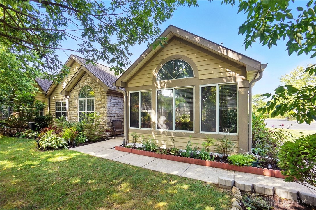 49 Villa Pointe Drive