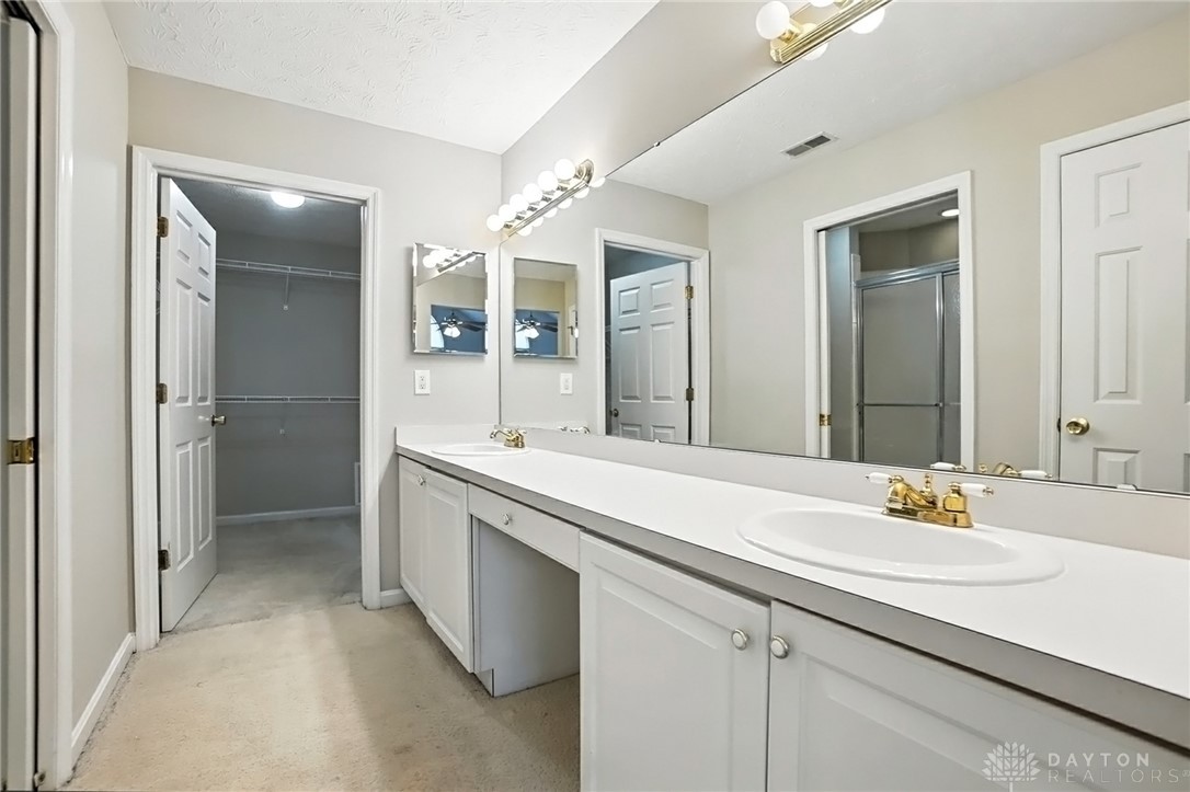 49 Villa Pointe Drive