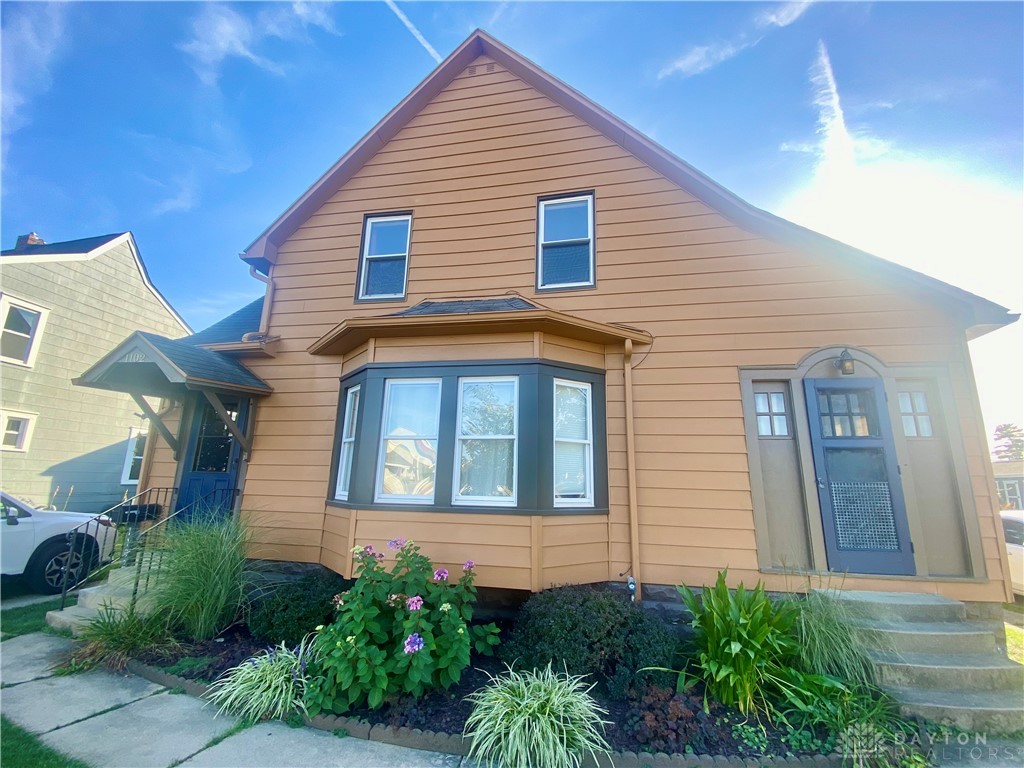 1102 E Franklin Street