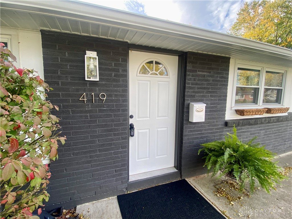 419 E Carpenter Drive