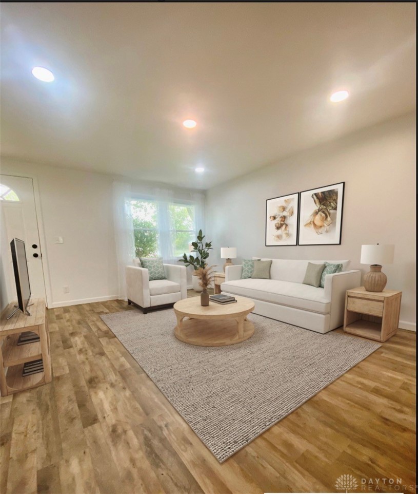 419 E Carpenter Drive