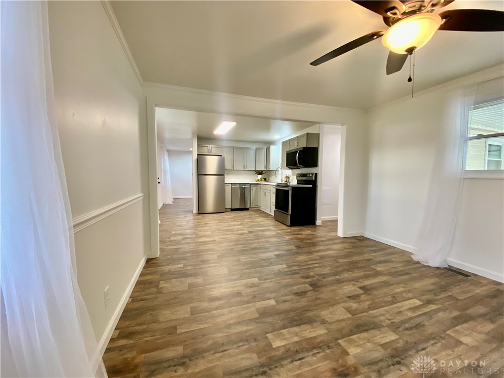 419 E Carpenter Drive