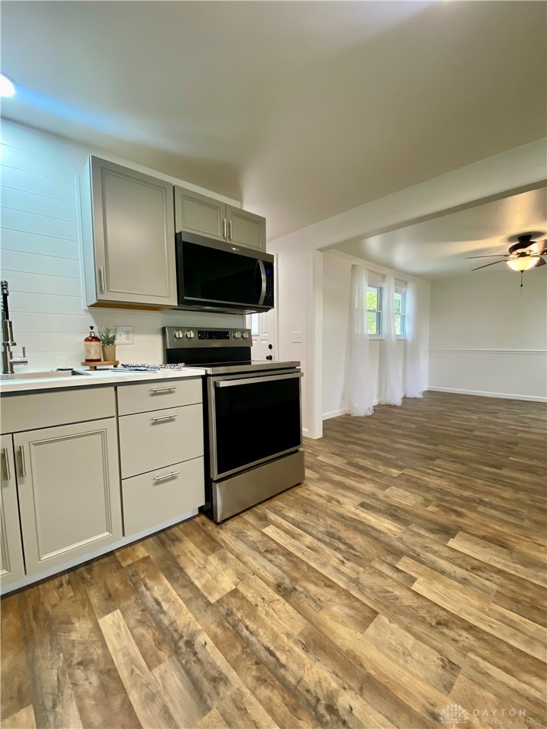 419 E Carpenter Drive
