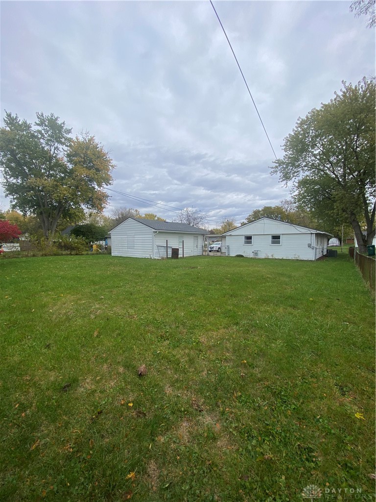 419 E Carpenter Drive