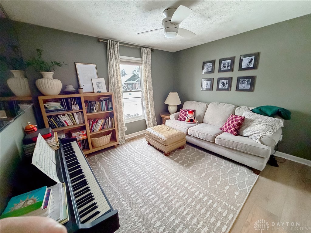 111 Denwood Trail