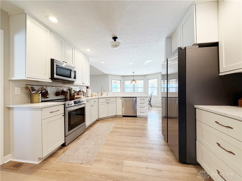 111 Denwood Trail